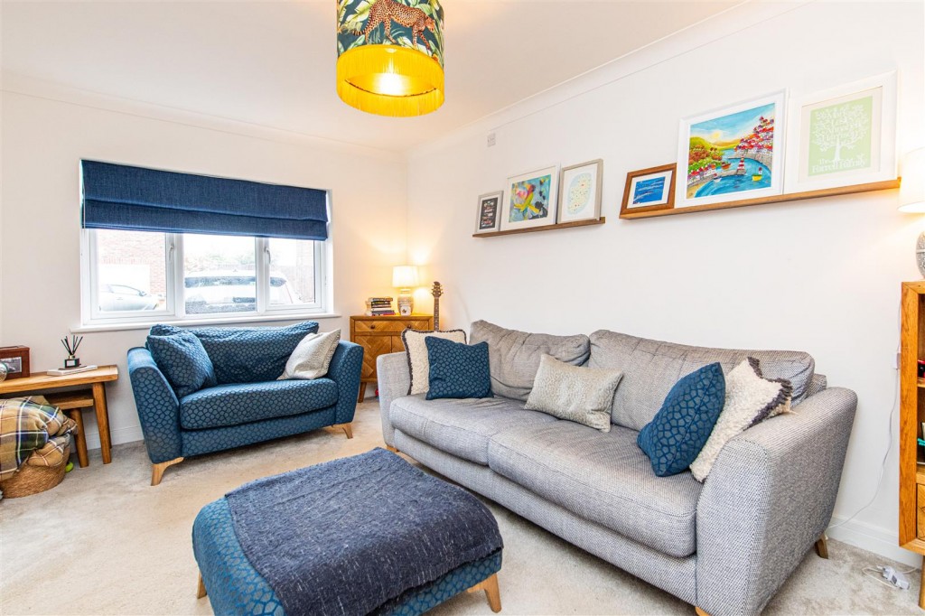 Images for Ripley Road, Cottingham EAID:oscarjamesapi BID:4