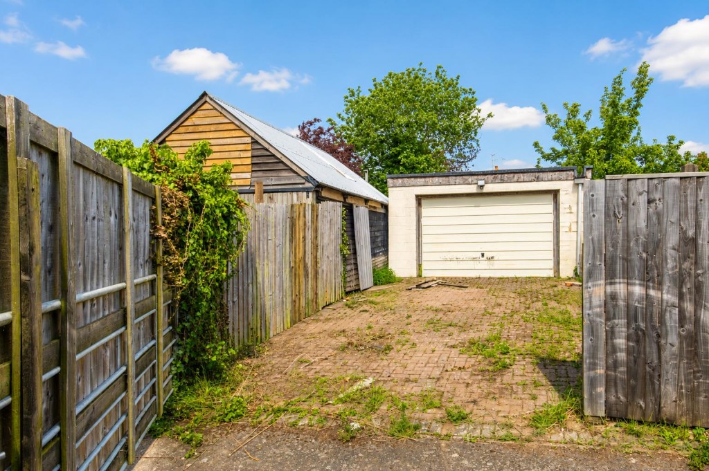 Images for Harborough Road, Rushden EAID:oscarjamesapi BID:8