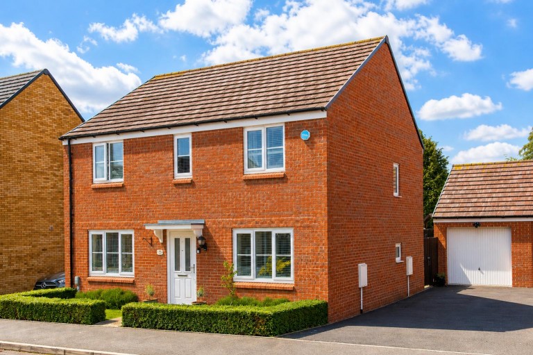 Speight Crescent, Barton Seagrave - EAID:oscarjamesapi, BID:3
