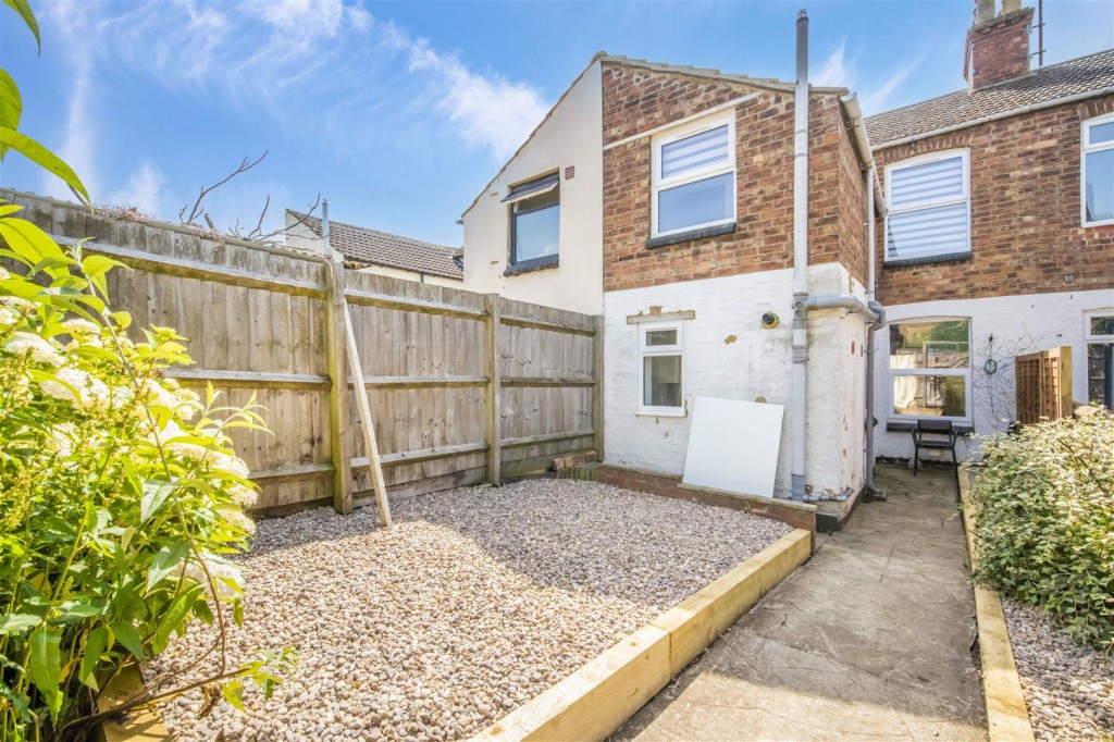 Images for Alma Street, Wellingborough EAID:oscarjamesapi BID:2