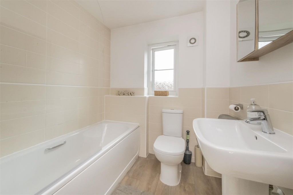 Images for Neptune Road, Wellingborough EAID:oscarjamesapi BID:6