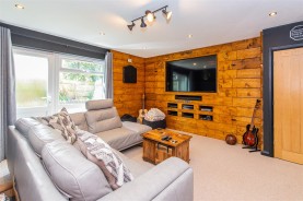 Images for Grove Way, Finedon