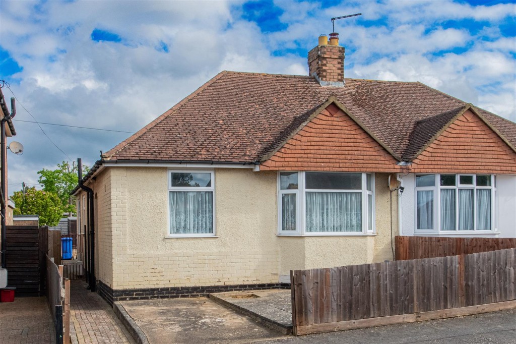 Images for Edward Road, Kettering EAID:oscarjamesapi BID:2