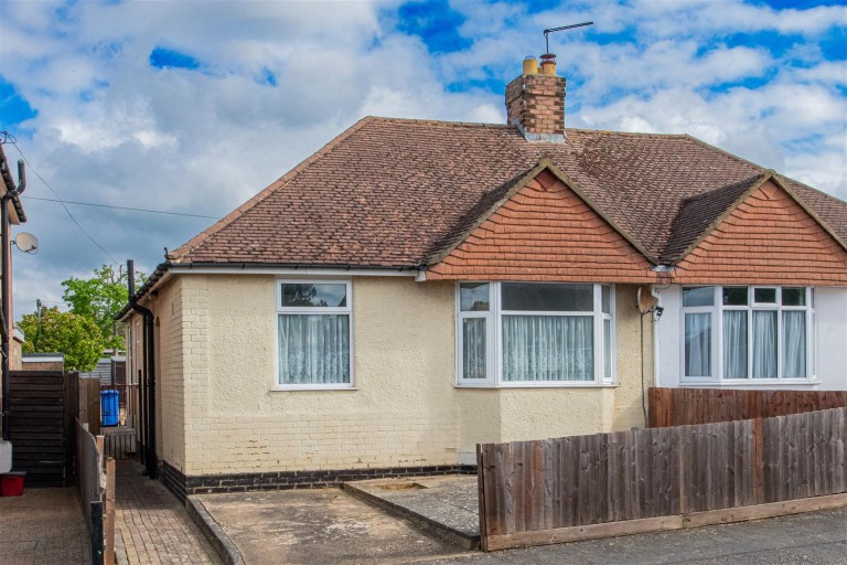 Edward Road, Kettering - EAID:oscarjamesapi, BID:2