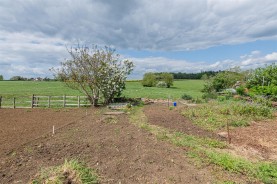 Images for Bridle Way, Cransley, Kettering