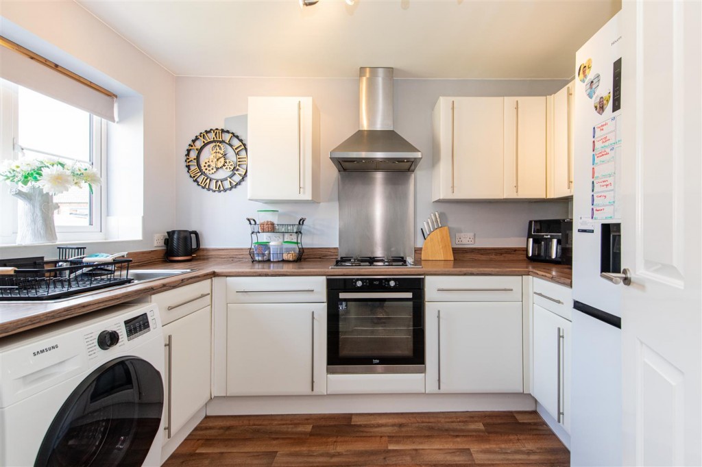 Images for Walden Road, Burton Latimer EAID:oscarjamesapi BID:3