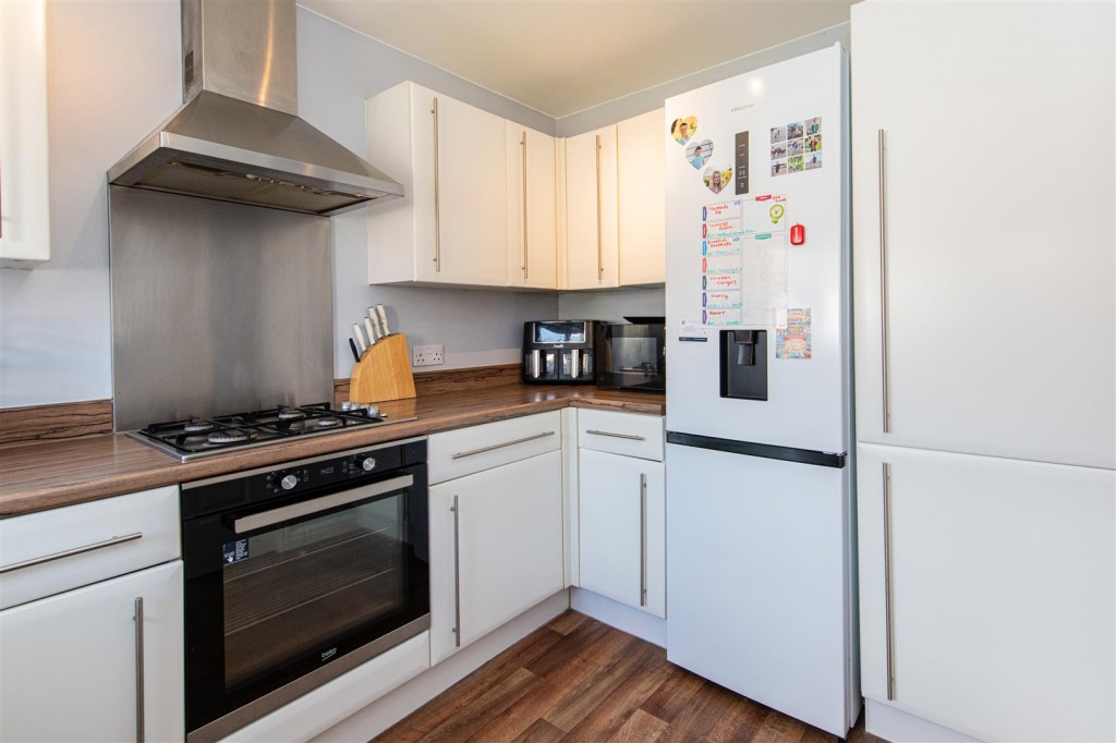 Images for Walden Road, Burton Latimer EAID:oscarjamesapi BID:3