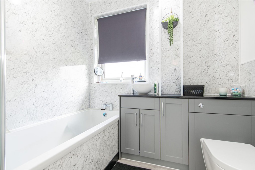 Images for Dovedale Road, Corby EAID:oscarjamesapi BID:4