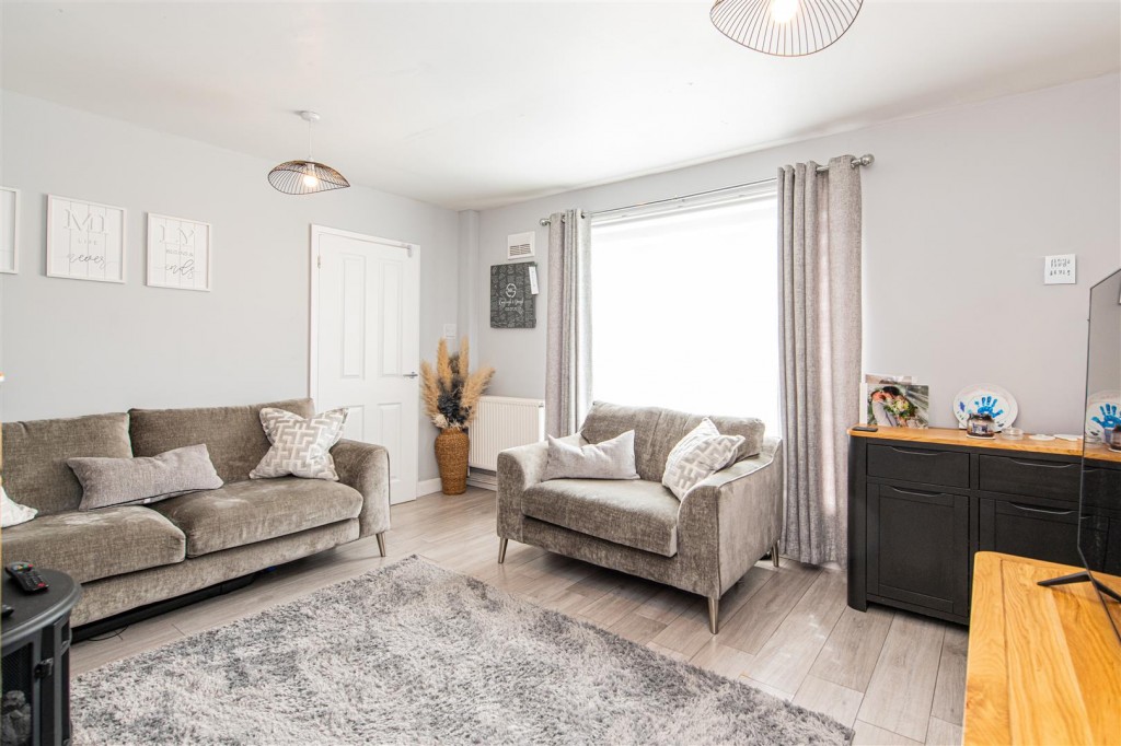 Images for Dovedale Road, Corby EAID:oscarjamesapi BID:4