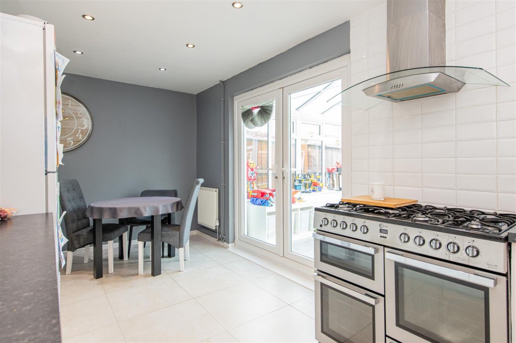 Images for Dovedale Road, Corby EAID:oscarjamesapi BID:4