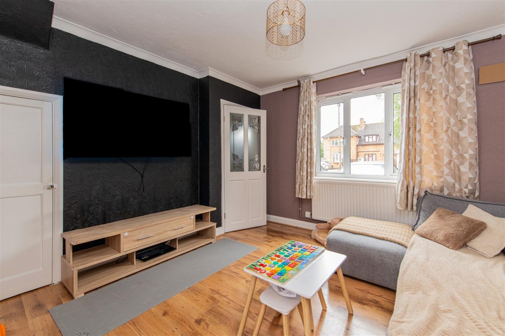 Images for Studfall Avenue, Corby EAID:oscarjamesapi BID:4