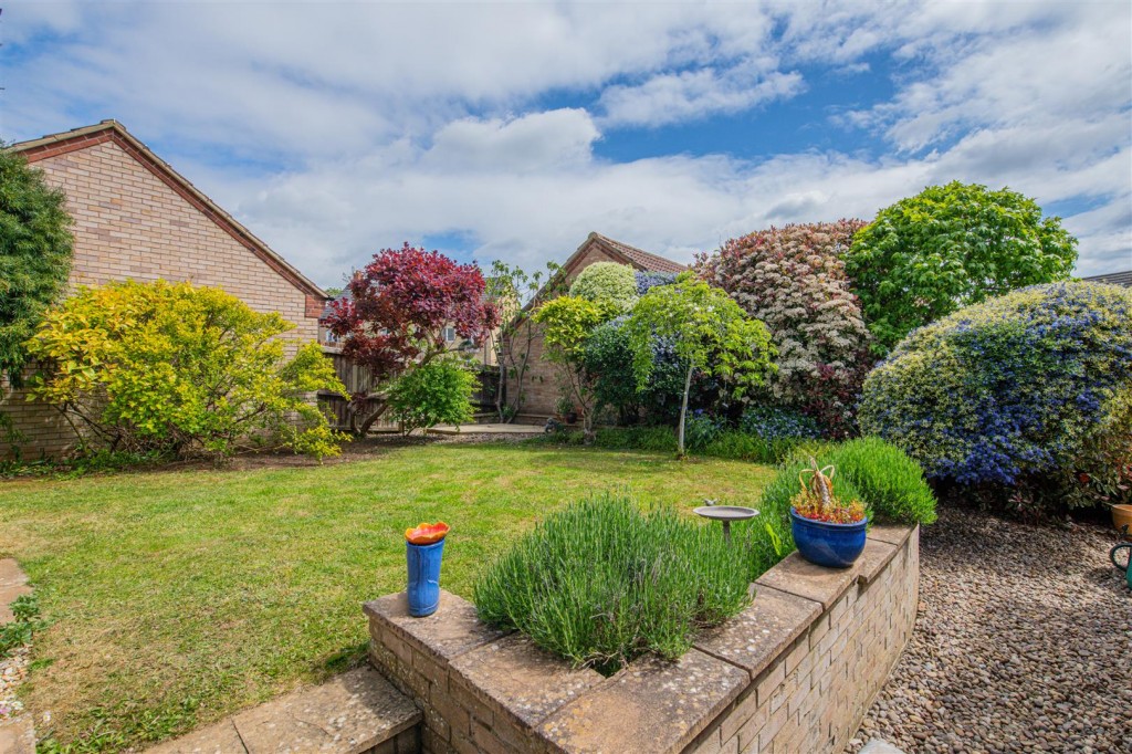 Images for Cranford Road, Burton Latimer EAID:oscarjamesapi BID:3