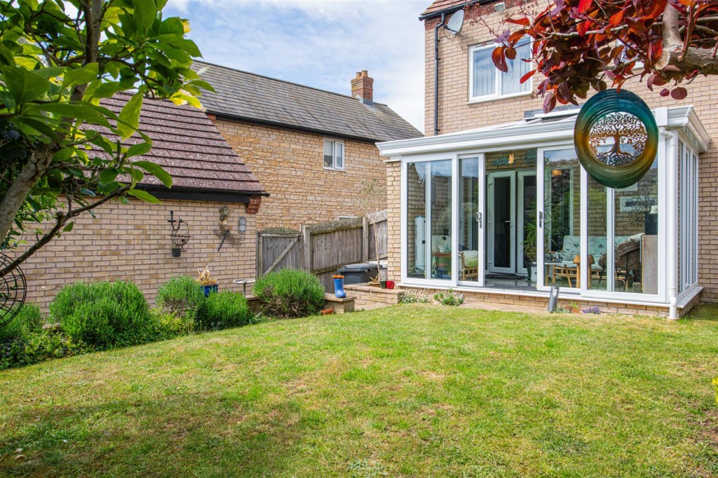Images for Cranford Road, Burton Latimer EAID:oscarjamesapi BID:3