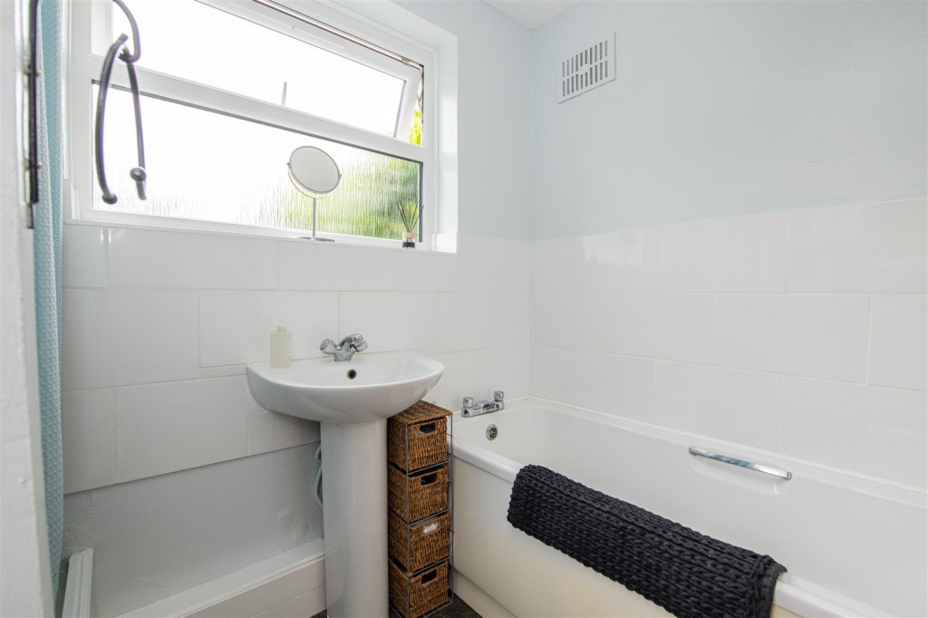Images for Halford Street, Thrapston EAID:oscarjamesapi BID:3