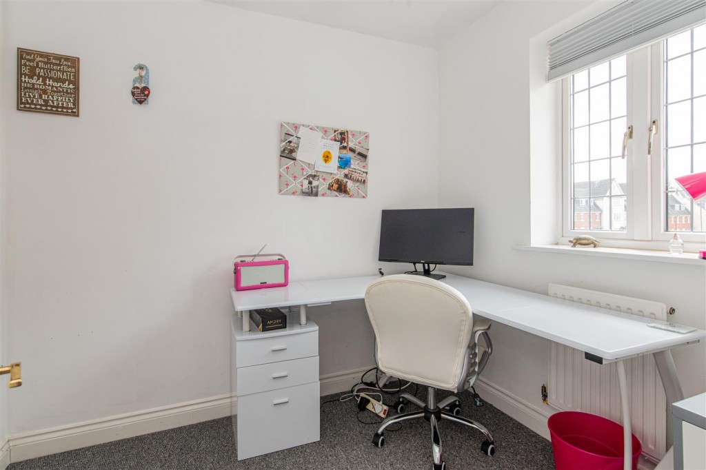 Images for St. Crispin Crescent, Northampton EAID:oscarjamesapi BID:1