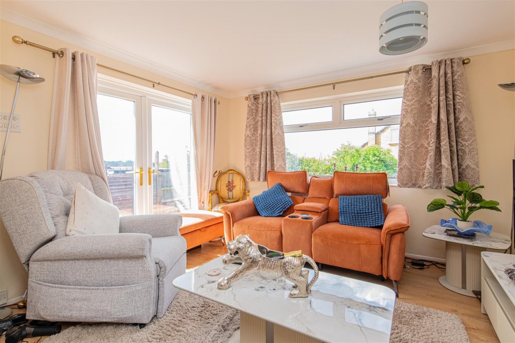 Images for Scott Road, Wellingborough EAID:oscarjamesapi BID:6