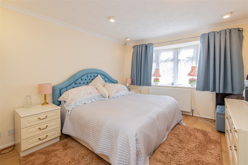 Images for Scott Road, Wellingborough EAID:oscarjamesapi BID:6
