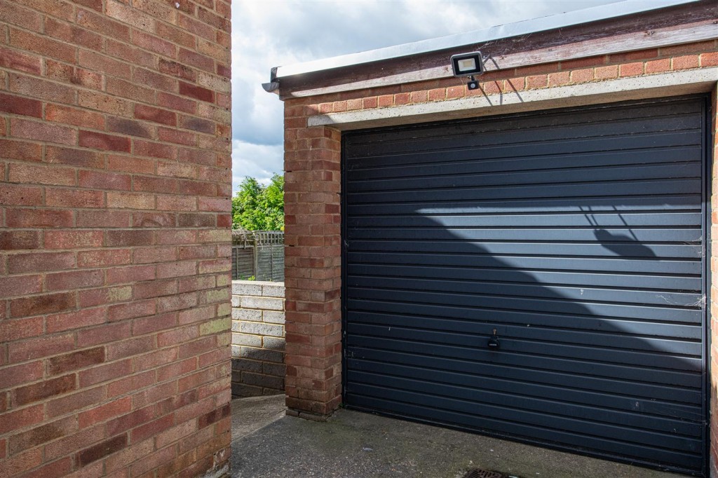 Images for Scott Road, Wellingborough EAID:oscarjamesapi BID:6
