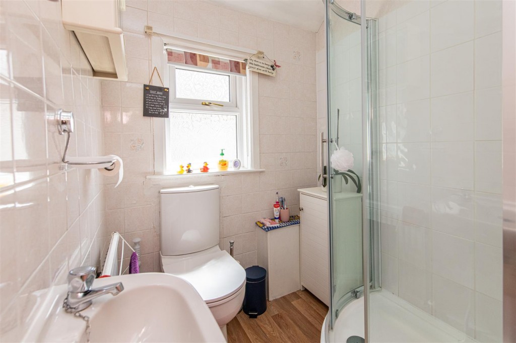 Images for Shakespeare Road, Kettering EAID:oscarjamesapi BID:2