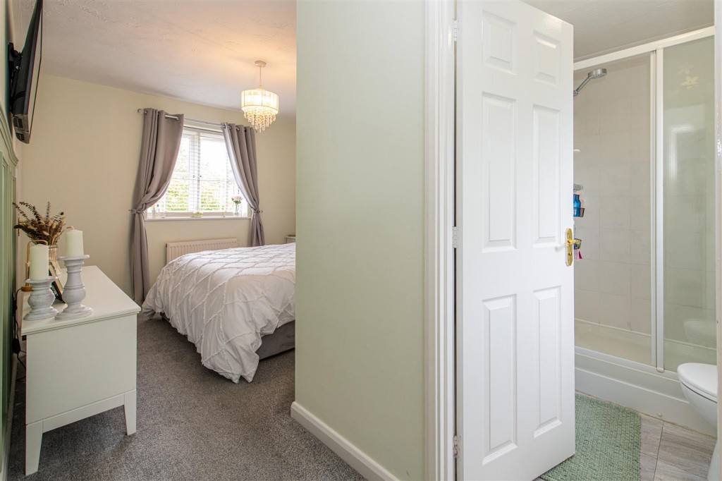 Images for Hunt Close, Wellingborough EAID:oscarjamesapi BID:6