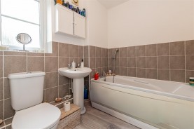 Images for Hunt Close, Wellingborough