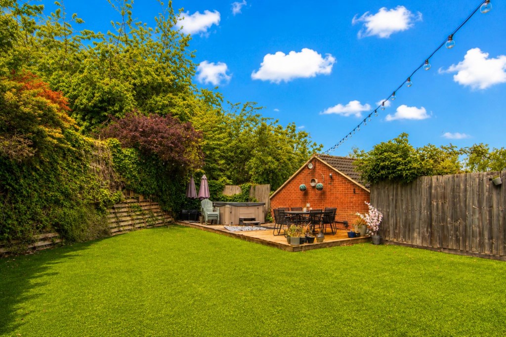 Images for Hunt Close, Wellingborough EAID:oscarjamesapi BID:6