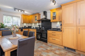 Images for Hunt Close, Wellingborough
