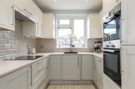Images for Swanspool Parade, Wellingborough