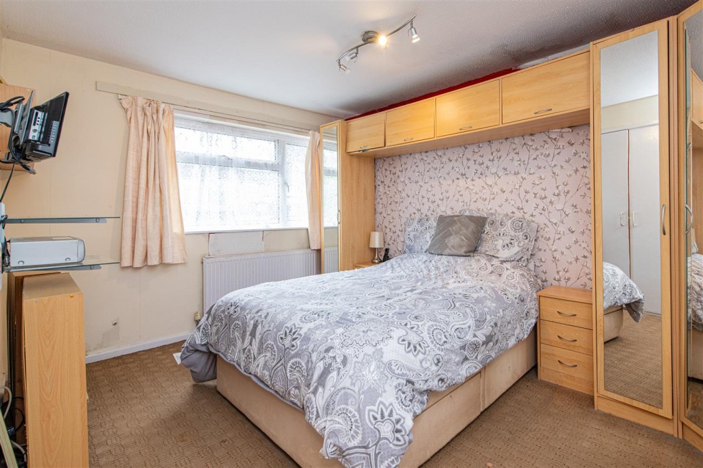 Images for Ringway, Northampton EAID:oscarjamesapi BID:1