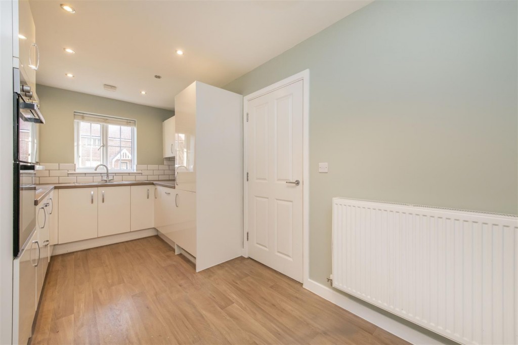 Images for The Avenue, Corby EAID:oscarjamesapi BID:2
