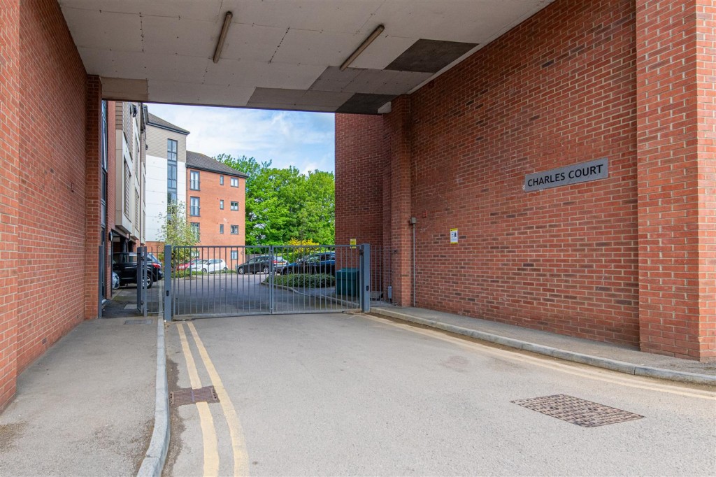 Images for Railway View, Kettering EAID:oscarjamesapi BID:2