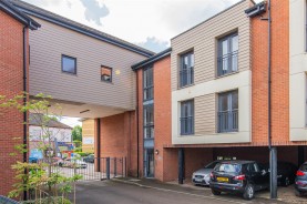 Images for Railway View, Kettering