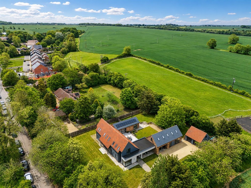 Images for High Street, Brington, Huntingdon EAID:oscarjamesapi BID:3