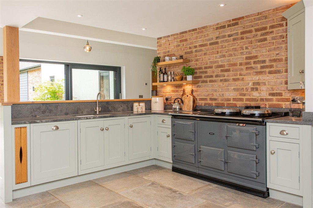 Images for High Street, Brington, Huntingdon EAID:oscarjamesapi BID:3