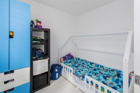 Images for Wakefield, Wellingborough