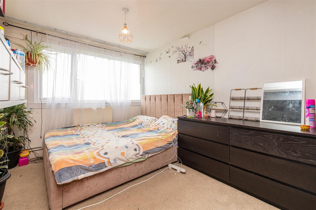 Images for Wakefield, Wellingborough EAID:oscarjamesapi BID:6