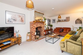 Images for Baldwin Drive, Burton Latimer
