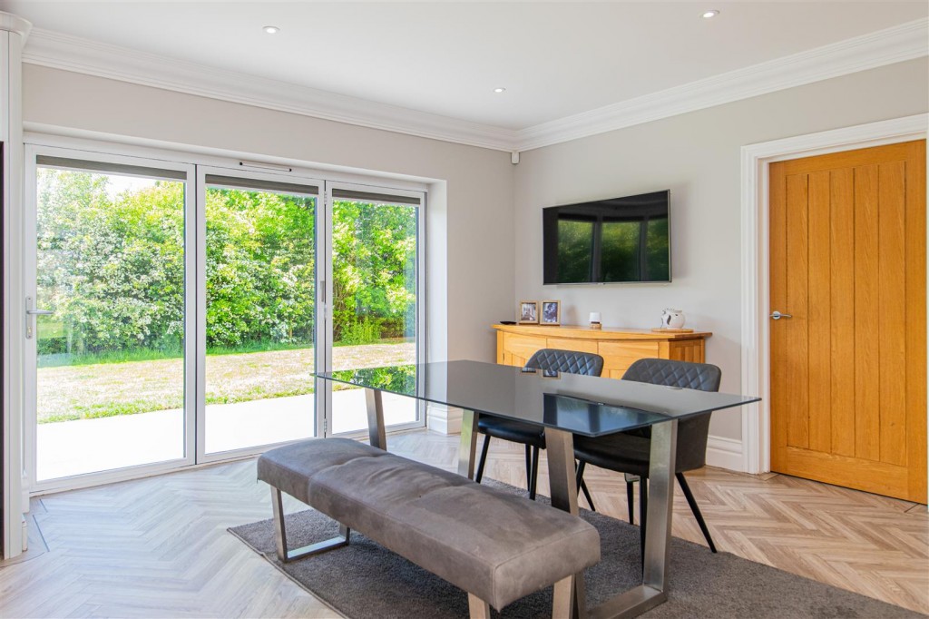 Images for Coles Close, Little Harrowden EAID:oscarjamesapi BID:1