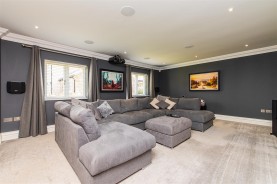 Images for Coles Close, Little Harrowden