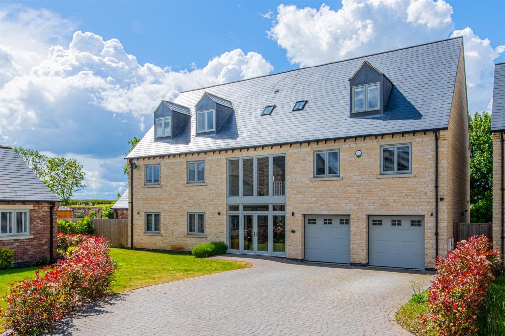 Images for Coles Close, Little Harrowden EAID:oscarjamesapi BID:1