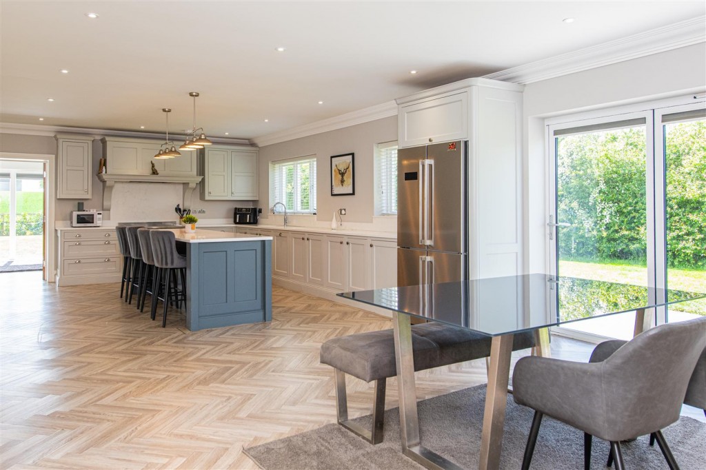 Images for Coles Close, Little Harrowden EAID:oscarjamesapi BID:1
