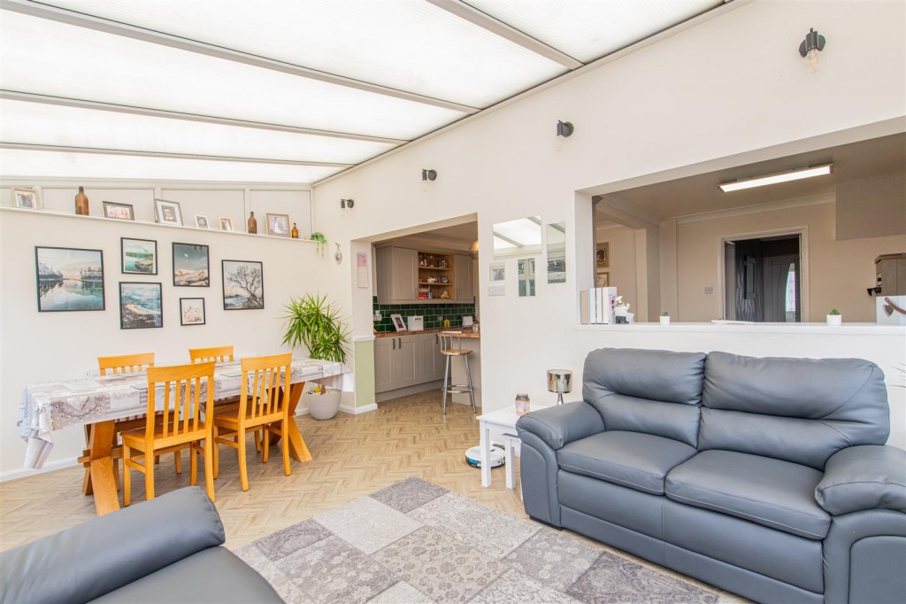 Images for Gretton Court, Wellingborough EAID:oscarjamesapi BID:6