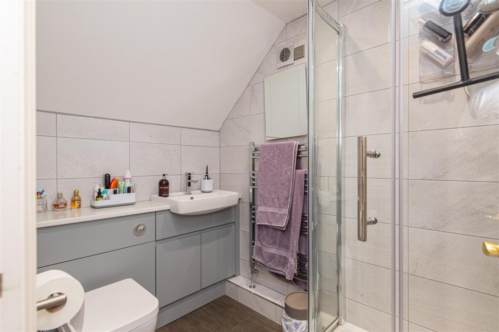 Images for Bedford Road, Rushden EAID:oscarjamesapi BID:8