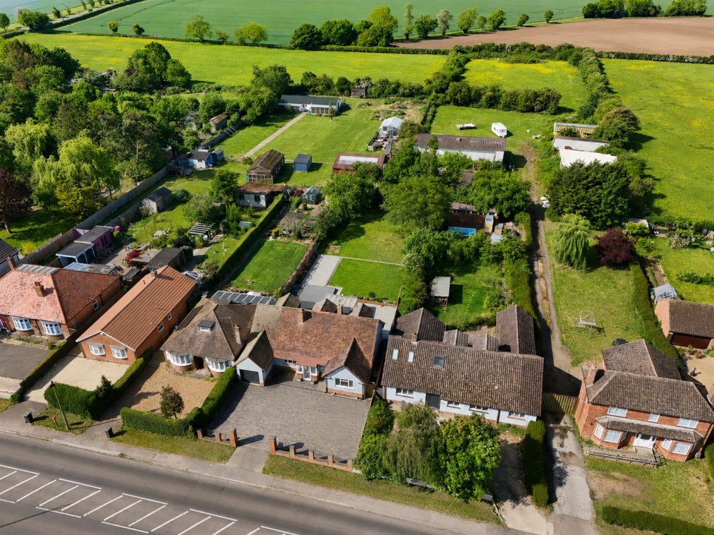 Images for Bedford Road, Rushden EAID:oscarjamesapi BID:8