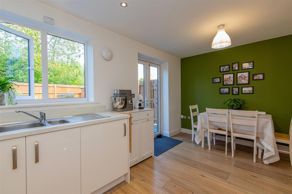 Images for Taylor Drive, Kettering EAID:oscarjamesapi BID:2