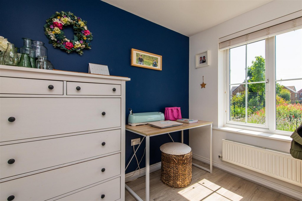 Images for Mayfly Road, Northampton EAID:oscarjamesapi BID:1