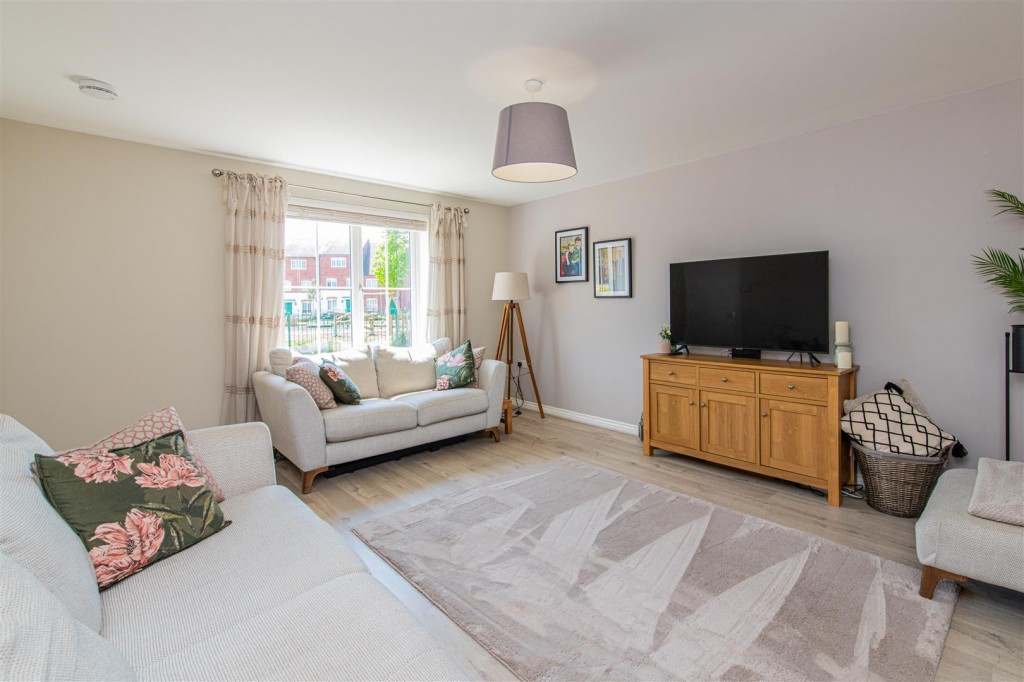 Images for Mayfly Road, Northampton EAID:oscarjamesapi BID:1