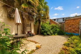 Images for Cornwall Road, Kettering