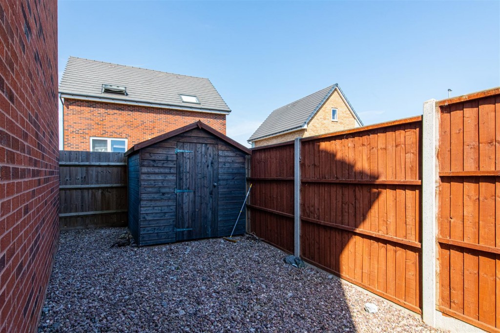 Images for Bunnet Road, Wellingborough EAID:oscarjamesapi BID:6