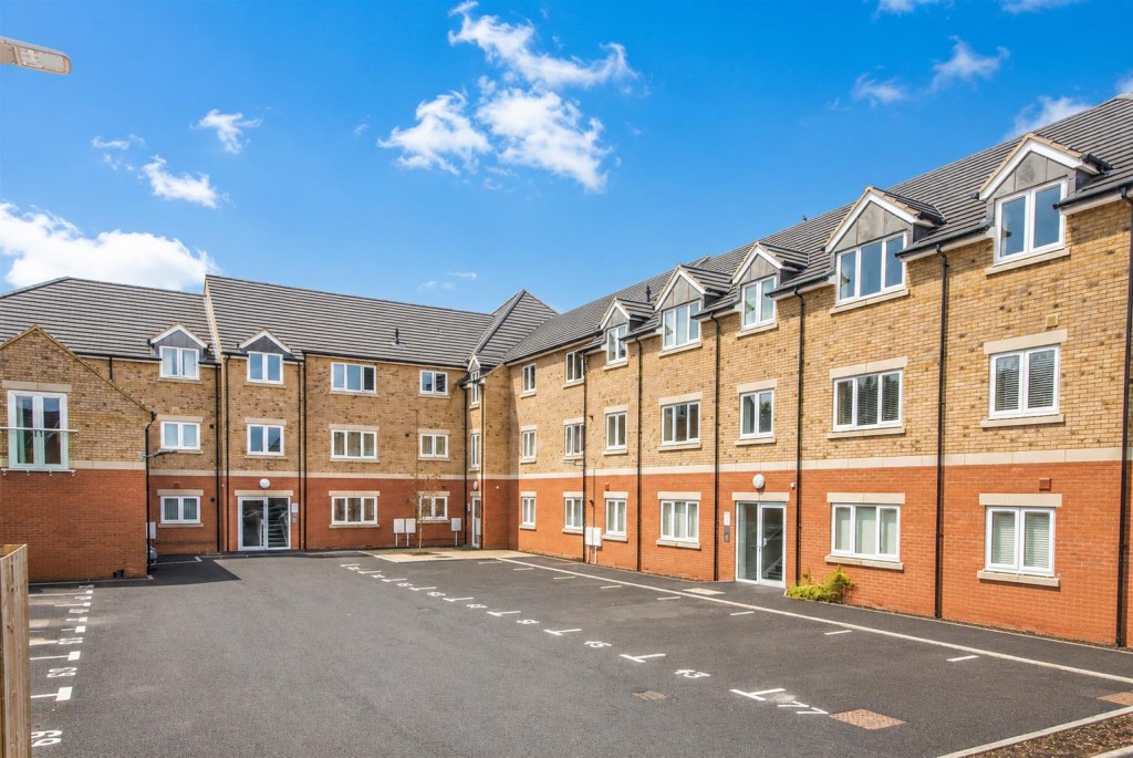 Images for Chichele Street, Higham Ferrers EAID:oscarjamesapi BID:8